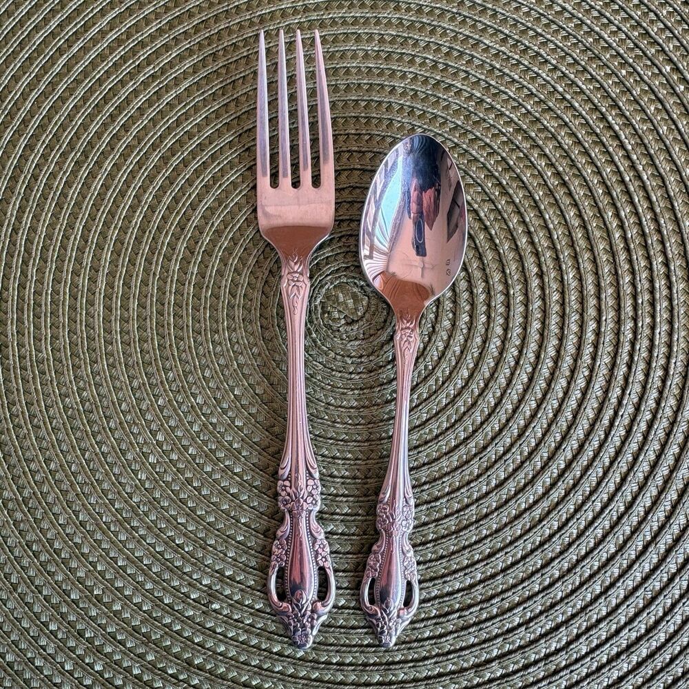 Fork & Spoon Set Oneida Raphael Distinction Deluxe Pattern Stainless Flatware - Picture 6 of 11